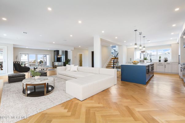 Interior, Kitchen, Living room, Pendant Lights, Recessed Lighting, Wood Texture Flooring