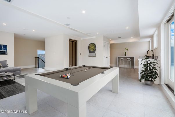 Billiard Table, Game Room, Interior, Recessed Lighting
