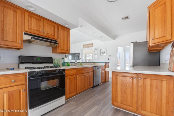 Interior, Kitchen, Recessed Lighting, Wood Texture Flooring