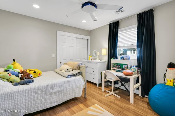 Bedroom, Home Office, Interior, Recessed Lighting, Wood Texture Flooring