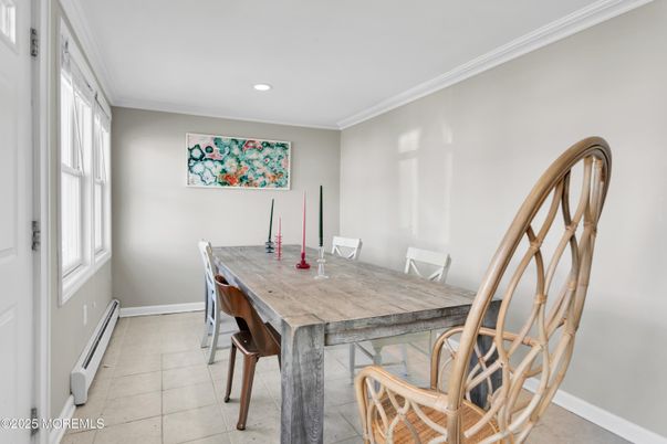 Dining room, Interior, Recessed Lighting