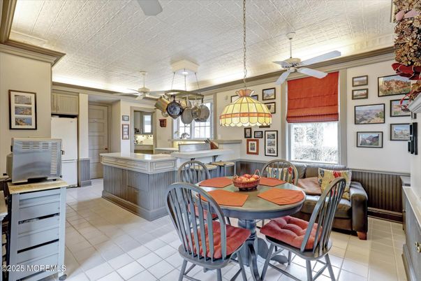 Dining room, Interior, Kitchen, Pendant Lights