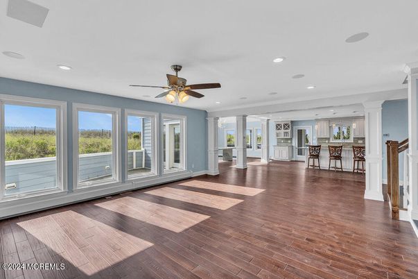 Empty room, Interior, Kitchen, Recessed Lighting, Wood Texture Flooring