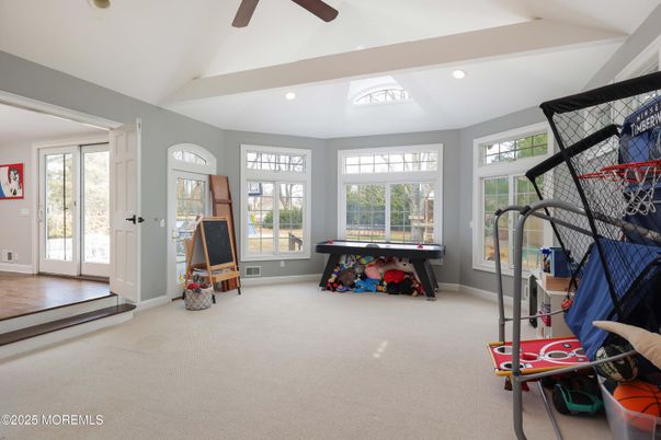 Fitness Equipment, Interior, Recessed Lighting