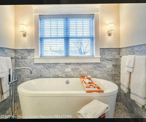 Bathroom, Free Standing Baths, Interior, Marble Walls