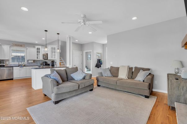 Interior, Kitchen, Living room, Pendant Lights, Recessed Lighting, Stainless Steel Appliances, Wood Texture Flooring