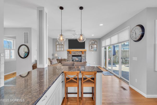 Fireplace, Interior, Living room, Pendant Lights, Recessed Lighting, Wood Texture Flooring