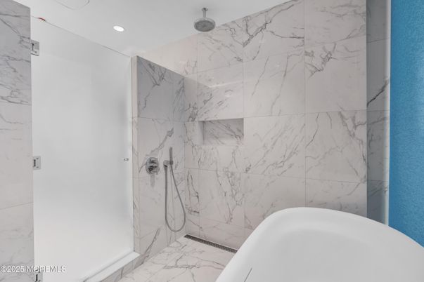 Bathroom, Interior, Marble, Marble Walls, Recessed Lighting