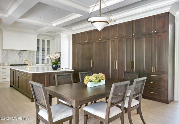 Dining room, Interior, Kitchen, Pendant Lights, Recessed Lighting