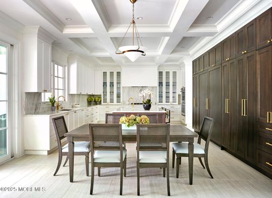 Dining room, Interior, Kitchen, Pendant Lights, Recessed Lighting