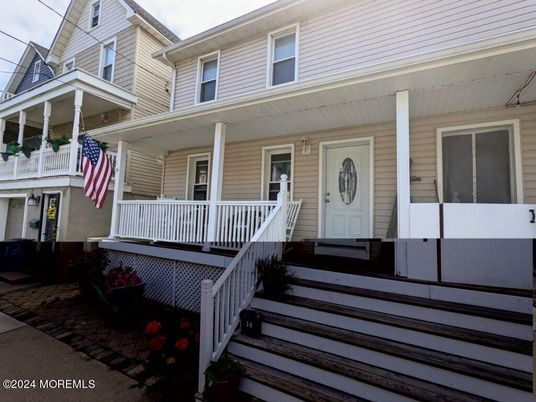 Exterior, Facade, None