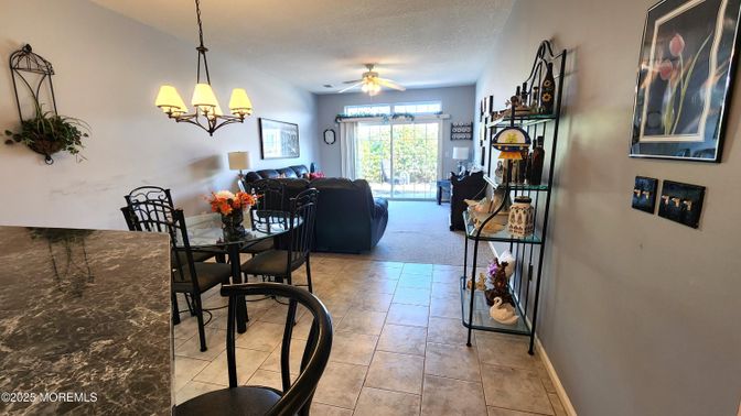 Chandelier, Dining room, Interior, Living room