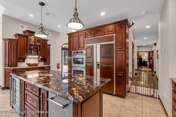 Interior, Kitchen, Pendant Lights, Recessed Lighting, Stainless Steel Appliances