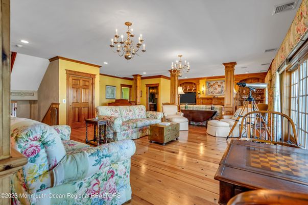 Chandelier, Interior, Living room, Recessed Lighting, Wood Texture Flooring