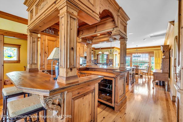 Dining room, Interior, Kitchen, Pendant Lights, Recessed Lighting, Wood Texture Flooring