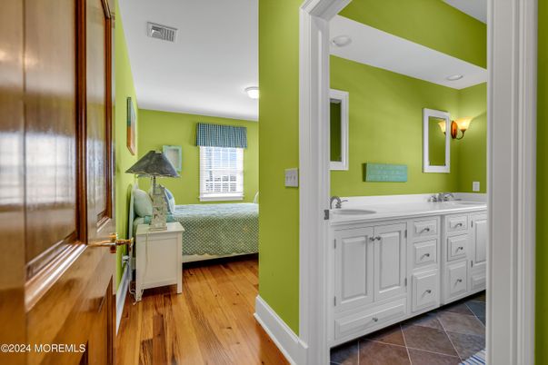 Bathroom, Bedroom, Dual Sink Vanities, Interior, Wood Texture Flooring