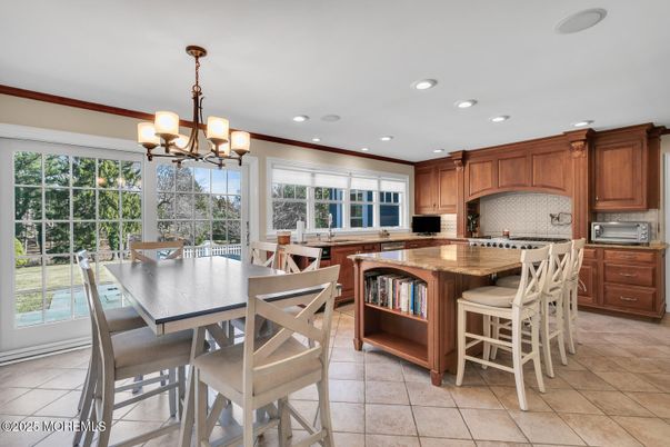 Chandelier, Dining room, Interior, Kitchen, Recessed Lighting