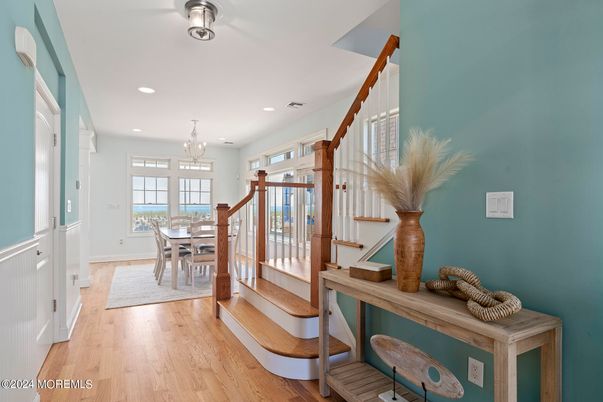 Chandelier, Dining room, Interior, Recessed Lighting, Wood Texture Flooring