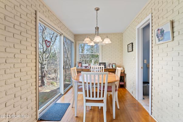 Dining room, Interior, Pendant Lights, Stone Walls, Wood Texture Flooring