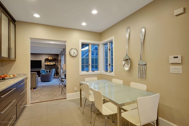 Dining room, Interior, Living room, Pendant Lights, Recessed Lighting