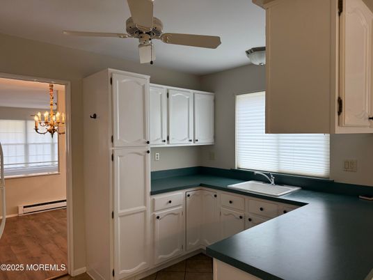 Chandelier, Interior, Kitchen, Wood Texture Flooring