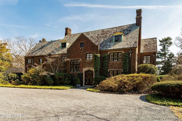 Exterior, Facade, Brick Facade, French Provincial