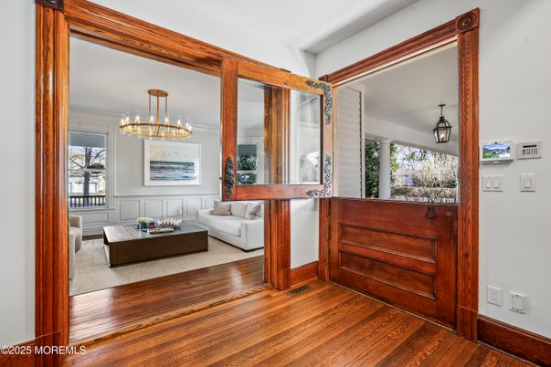 Interior, Living room, Pendant Lights, Wood Texture Flooring