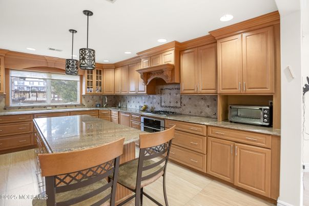 Interior, Kitchen, Pendant Lights, Recessed Lighting