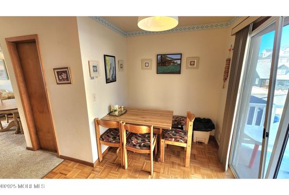 Dining room, Interior, Wood Texture Flooring