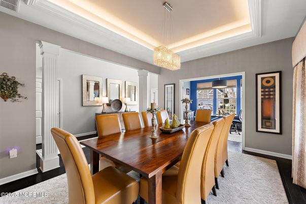 Chandelier, Dining room, Interior, Pendant Lights
