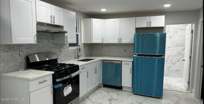 Interior, Kitchen, Marble, Recessed Lighting, Stainless Steel Appliances
