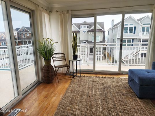 Interior, Sun Room, Wood Texture Flooring