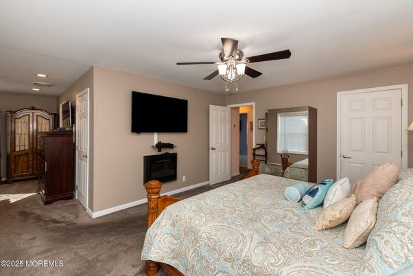 Bedroom, Interior, Recessed Lighting