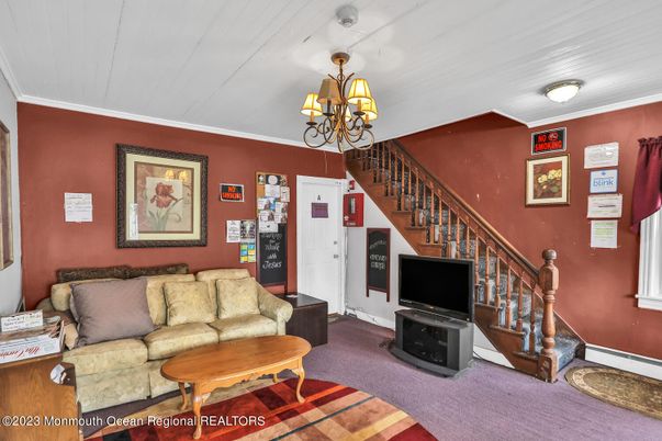 Chandelier, Interior, Living room