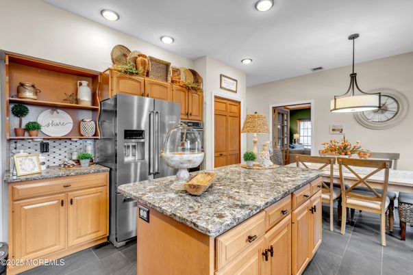 Dining room, Interior, Kitchen, Pendant Lights, Recessed Lighting, Stainless Steel Appliances
