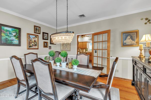 Chandelier, Dining room, Interior, Wood Texture Flooring