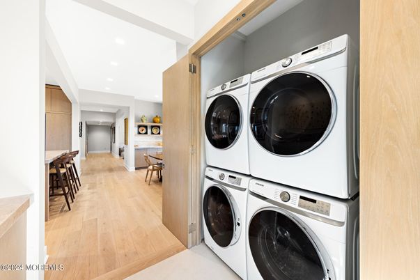 Interior, Recessed Lighting, Utility Closets, Washer, Wood Texture Flooring