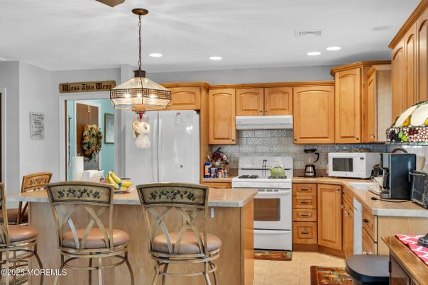 Interior, Kitchen, Pendant Lights, Recessed Lighting