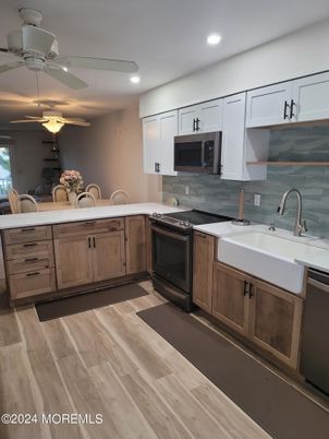 Interior, Kitchen, Recessed Lighting, Wood Texture Flooring