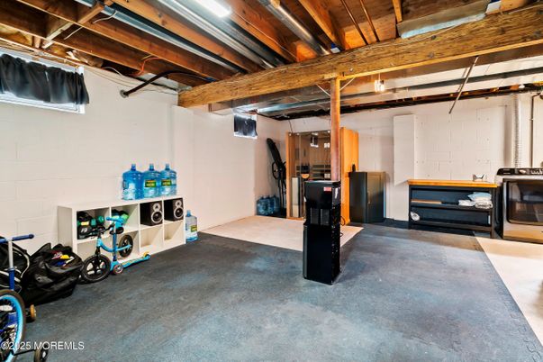 Fitness Equipment, Garage, Interior, Wooden Beams, Wooden Ceilings