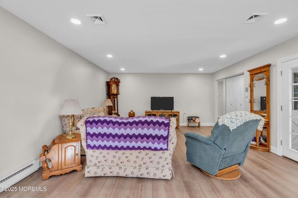 Interior, Recessed Lighting, Wood Texture Flooring
