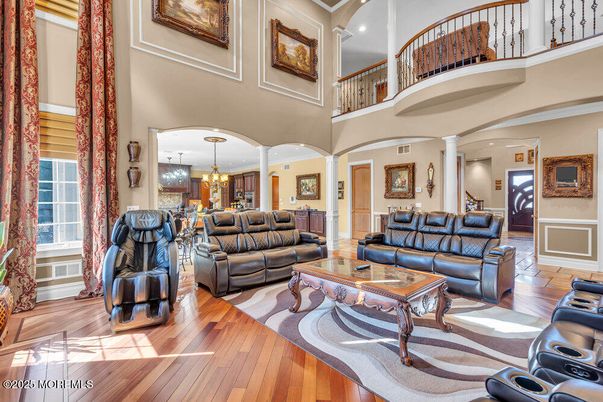 Chandelier, Dining room, Interior, Living room, Recessed Lighting, Wood Texture Flooring