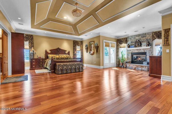 Bedroom, Fireplace, Interior, Recessed Lighting, Wood Texture Flooring