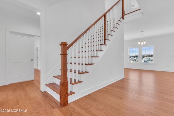 Empty room, Interior, Pendant Lights, Recessed Lighting, Wood Texture Flooring