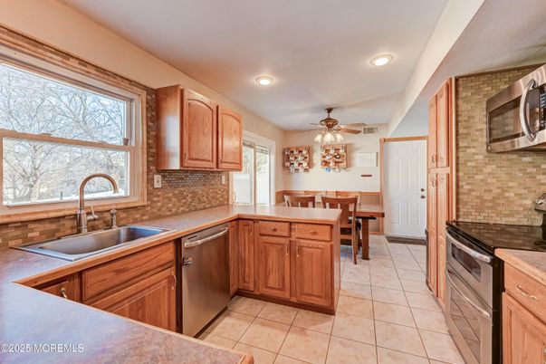 Dining room, Interior, Kitchen, Recessed Lighting, Stainless Steel Appliances, Stone Walls