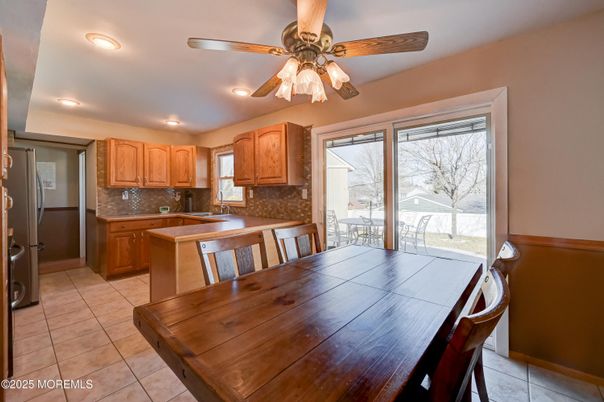Dining room, Interior, Kitchen, Recessed Lighting