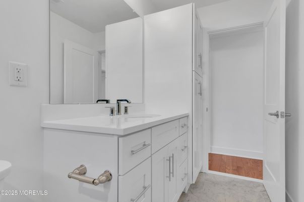 Bathroom, Dual Sink Vanities, Interior, Wood Texture Flooring