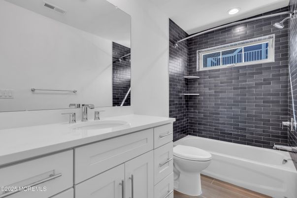 Bathroom, Interior, Recessed Lighting, Wood Texture Flooring
