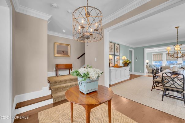Chandelier, Dining room, Interior, Recessed Lighting, Wood Texture Flooring