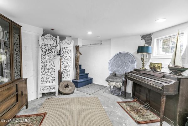 Interior, Piano, Recessed Lighting